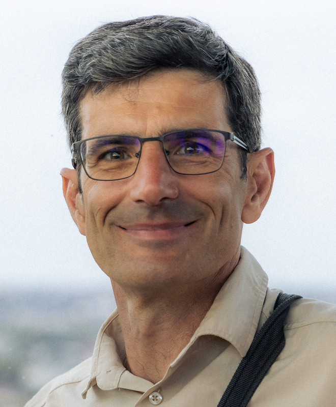 Photo des autrice(s)/auteur(s)